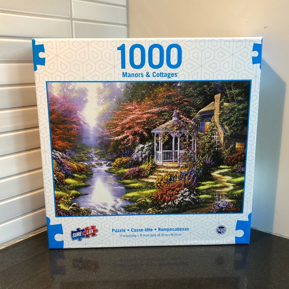 1000 piece Sure-Lox Manors & Cottages puzzle